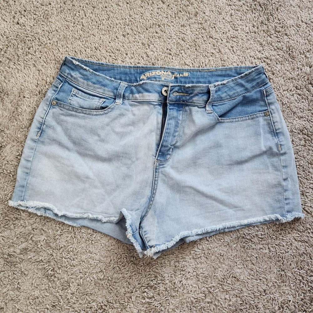 Arizona Jean Co. Size 3 Women's Denim Shorts High Rise Distressed Leg Zippers